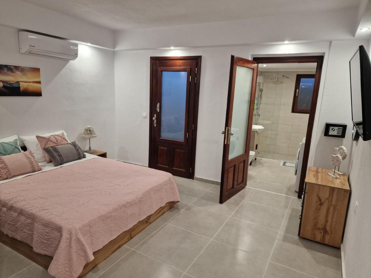 Το Στενάκι Apartment Скиатос Екстериор снимка