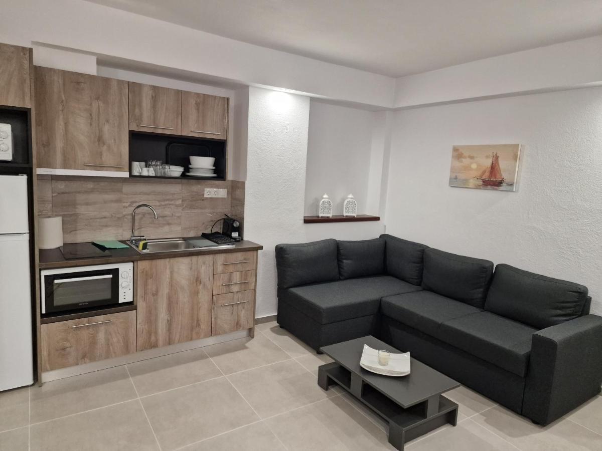 Το Στενάκι Apartment Скиатос Екстериор снимка