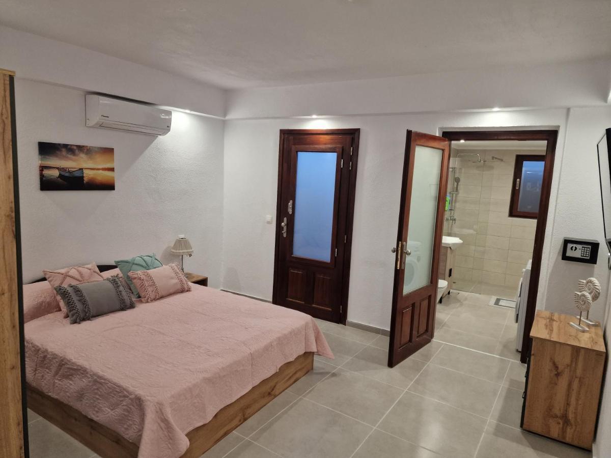Το Στενάκι Apartment Скиатос Екстериор снимка