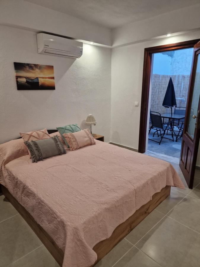 Το Στενάκι Apartment Скиатос Екстериор снимка